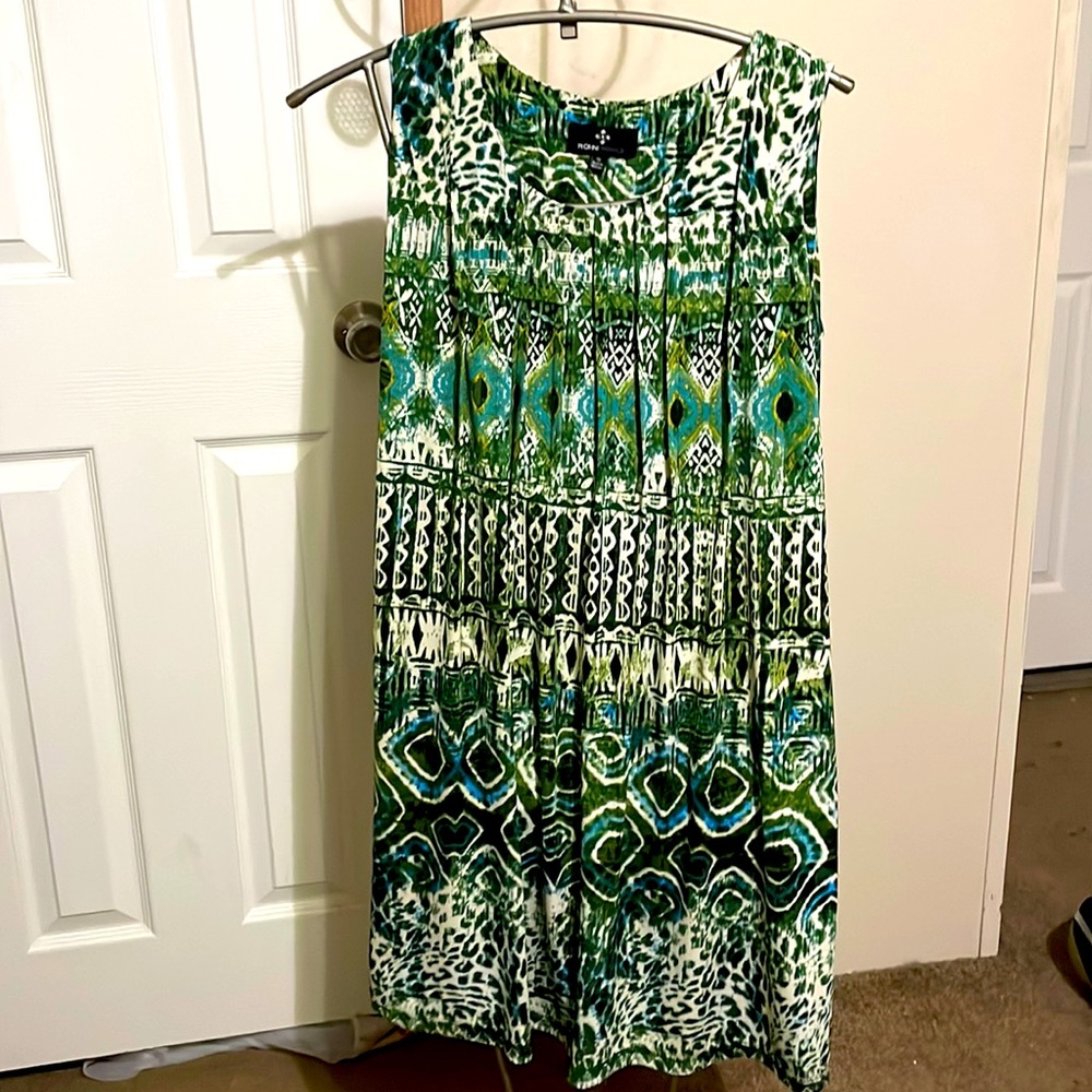 Ronni Nicole Green Patterned Dress